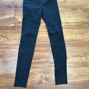 Navy Skinny Pants/Leggings